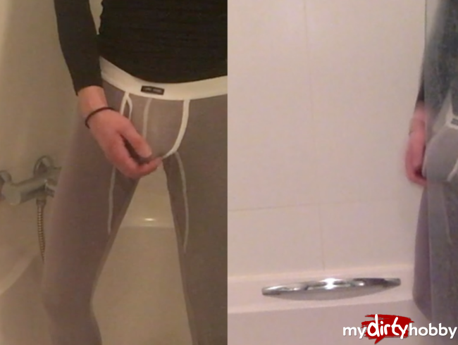 Pissing myself under because it makes me horny - solo golden shower